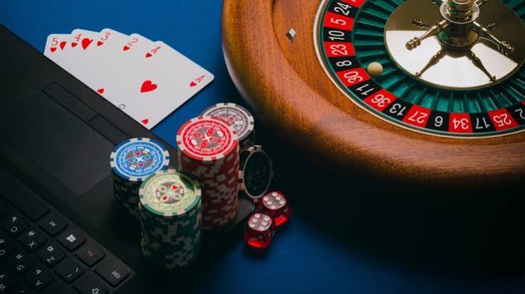 The Digital Transformation of Online Gambling: Technology, Data, and the Modern Player